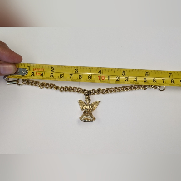 VTG SIGNED GOLD TONE JULY BIRTH ANGEL CHARM BRACELET - Picture 13 of 13